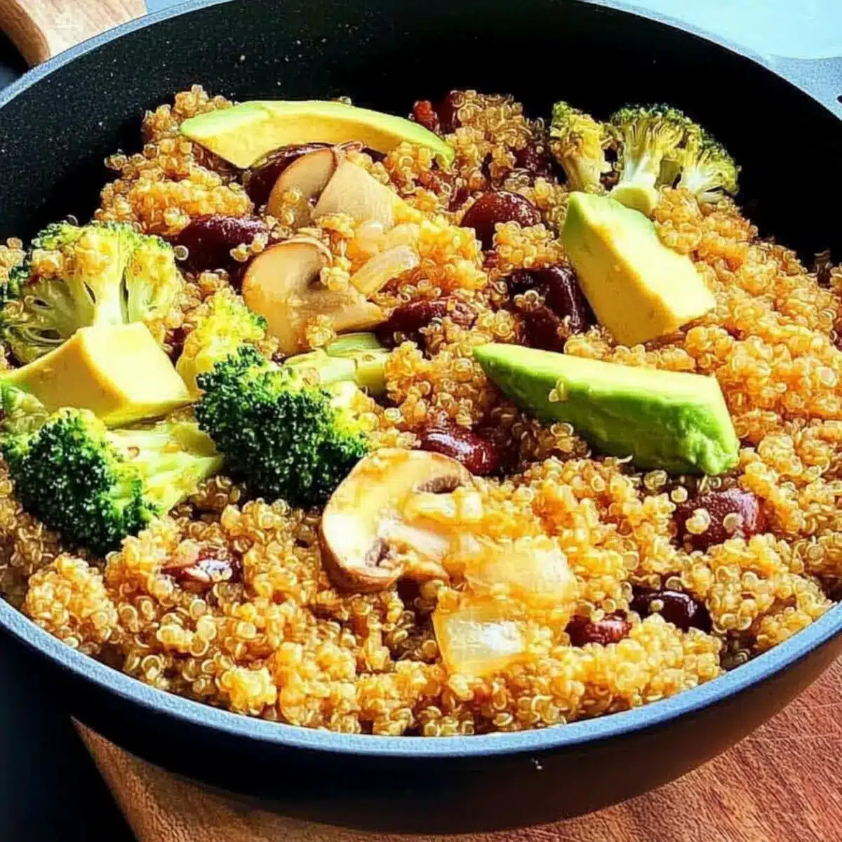 Skinny Quinoa Skillet Supper